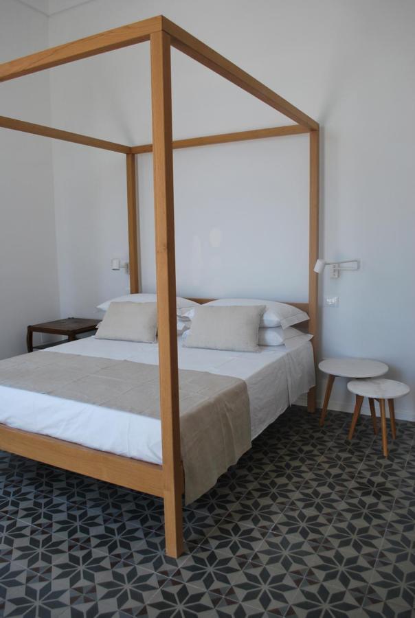 Bed and Breakfast Palazzo Del Cavaliere Gallipoli Exterior foto